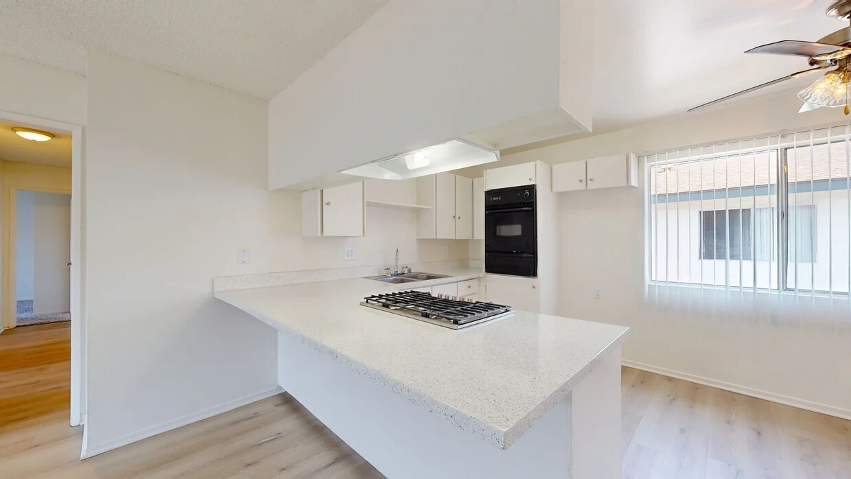 3D Tour - Orangewood Garden Apartments