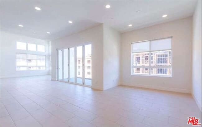 Photo - 12642 Sandhill Ln Unit 3