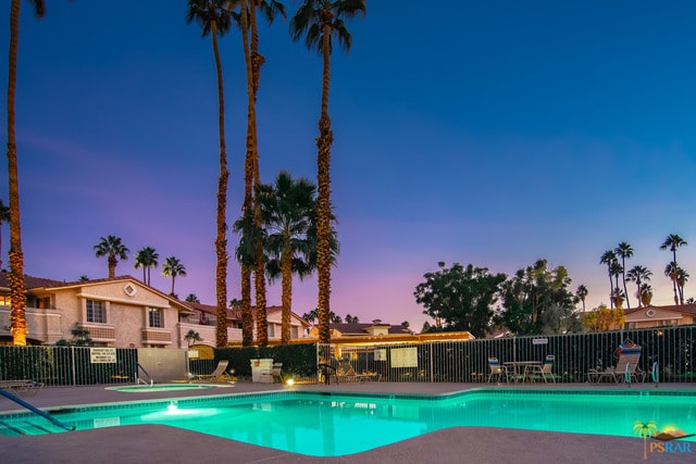 Condo complex - 505 S Farrell Dr Unit Beautiful Condo with View