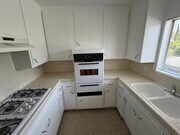Unit 4 - 4444 Whitsett Ave