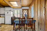 Photo - 658 Elm St