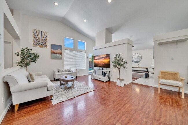 Photo - 80472 Suncastle Rd