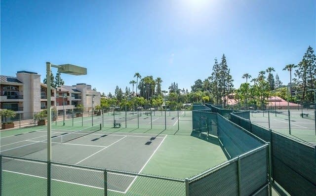 Photo - 21400 Burbank Blvd Unit 223
