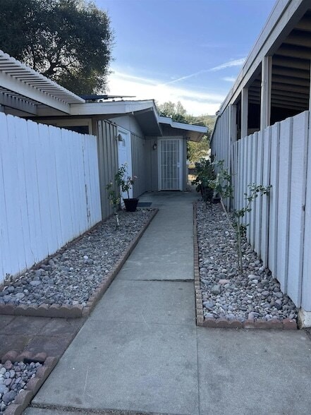 Photo - 16631 Sundown Dr