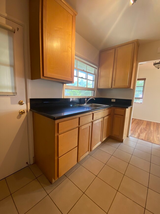 Photo - 248 Mockingbird Ln Unit 4