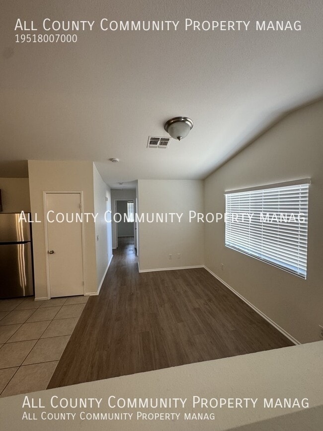 Photo - 58439 Palisade Dr
