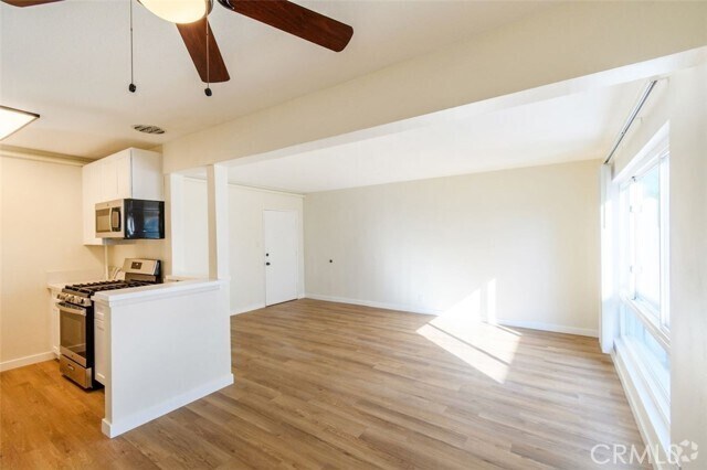 Building Photo - 12571 Kensington Ln Unit 3 Rental
