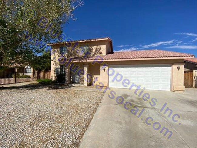 Building Photo - 10840 Floral St