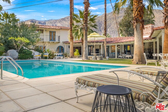 Photo - 608 S Indian Trail
