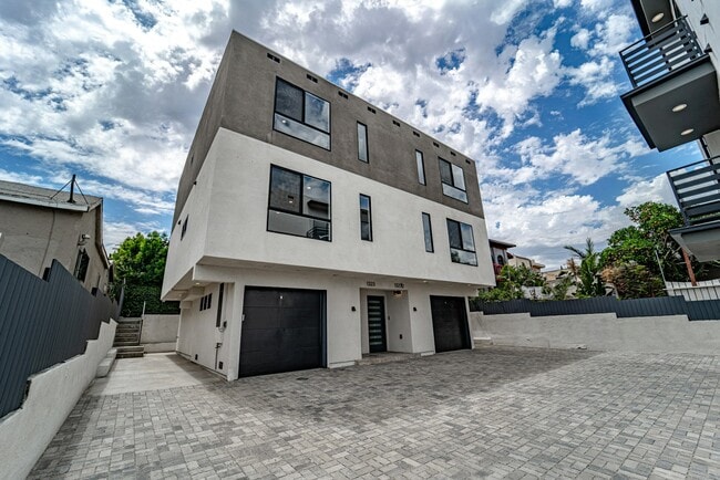 Photo - 1321 Bates Ave Unit 1323 1/2