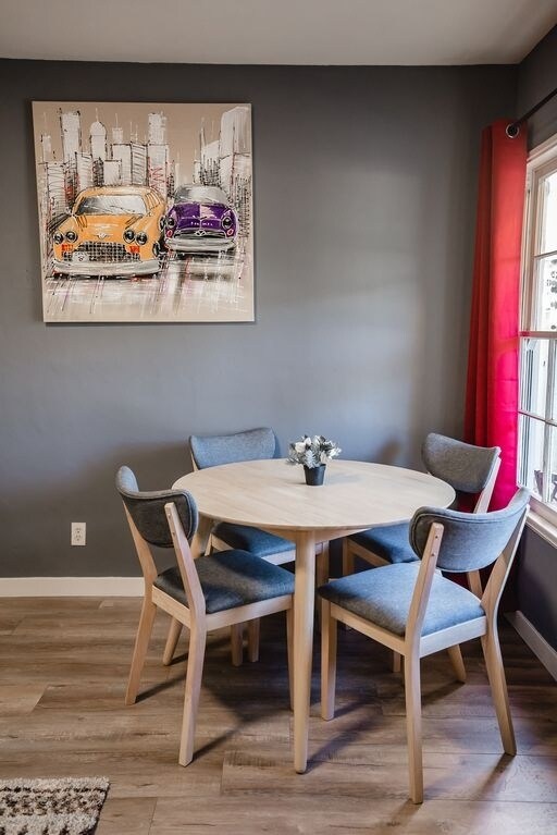 Photo - 5147 Riverton Ave