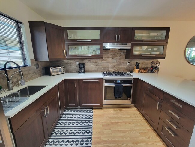 Photo - 943 Torrance St Unit 2