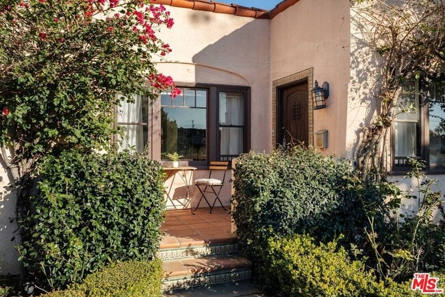 Photo - 428 N Alta Vista Blvd