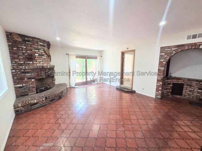 Photo - 4137 Layman Ave