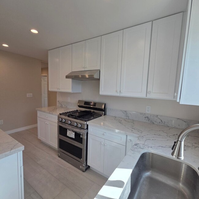 Photo - 5546 Sulphur Dr