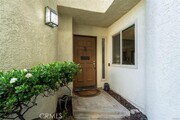 Photo - 875 Endicott Dr
