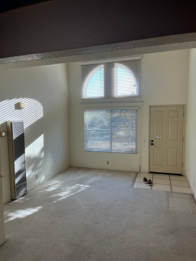 Building Photo - 4050 Porte La Paz Unit 56