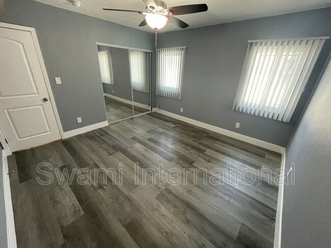 Photo - 1031 W 102nd St Unit 1