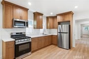 Photo - 1219 N Hoover St