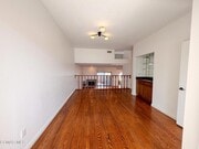 Photo - 18242 Burbank Blvd