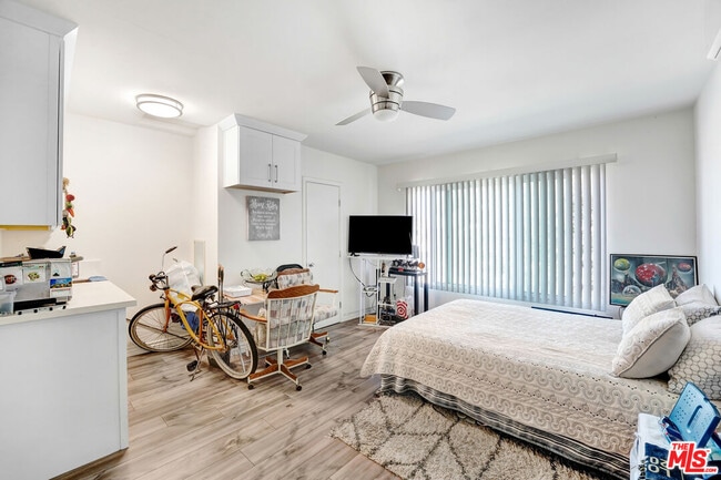 Photo - 1740 Hauser Blvd Unit 8