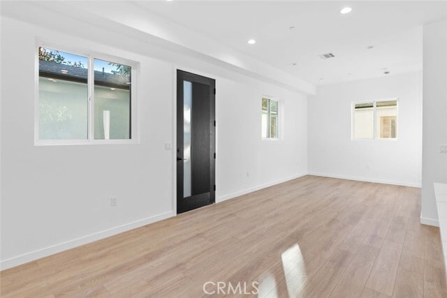 Photo - 6846 Cedros Ave