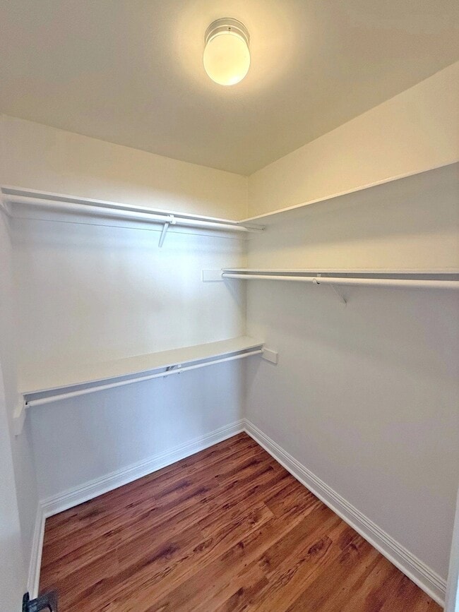 Photo - 5000 Whitsett Ave Unit 203