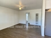 Photo - 1616 1/2 Reed Avenue