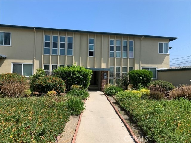 Photo - 1037 Portola Dr