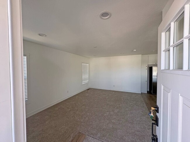 Photo - 1700 S State St