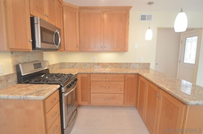 Photo - 2657 Gobat Ave House