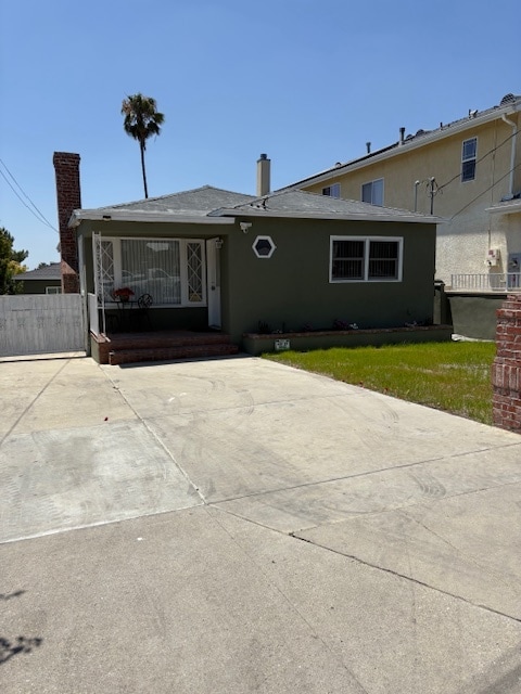 Photo - 10715 Helendale Ave