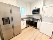Photo - 816 N McCadden Pl
