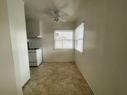 Photo - 622 Loma Dr Unit 622