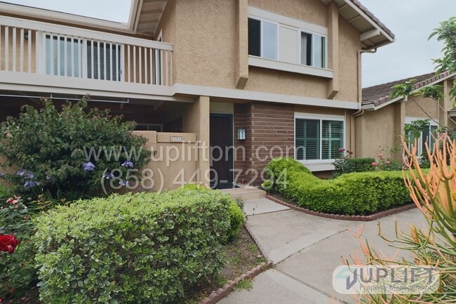 3 bed, 2.5 bath Home in Charming Neighborh... - 3 bed, 2.5 bath Home in Charming Neighborh...