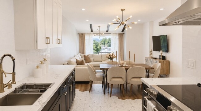 Building Photo - 12720 Burbank Blvd Unit 305