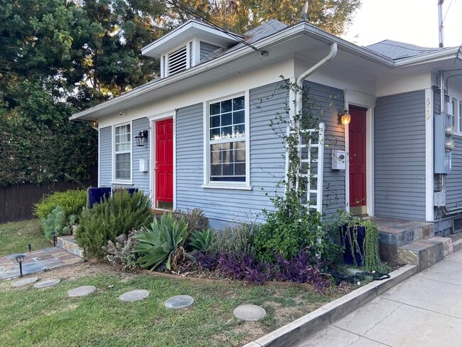 607 N Garfield Ave. - 607 N Garfield Ave Unit Townhome