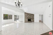 Photo - 20500 Archwood St House