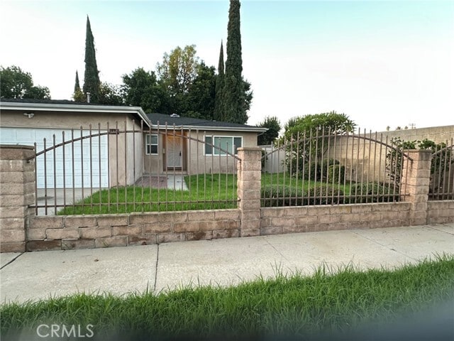 Building Photo - 16830 Wyandotte St Rental