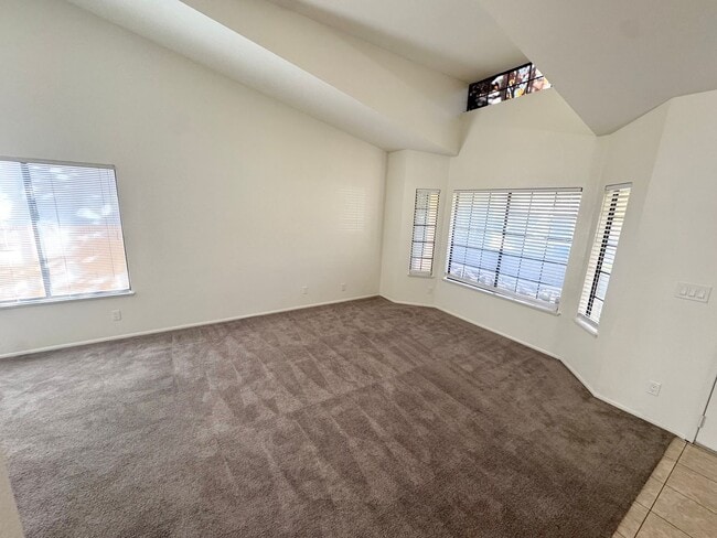 Photo - Beautiful West Palmdale Home