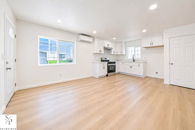 Photo - "Cozy 1-Bedroom Gem in Los Angeles – Your Perfect Urban Retreat!" Unit 3/4