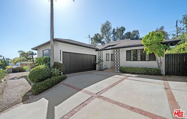 Photo - 2617 S Beverly Dr