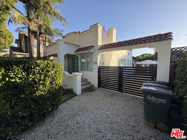 Photo - 4181 Lincoln Ave