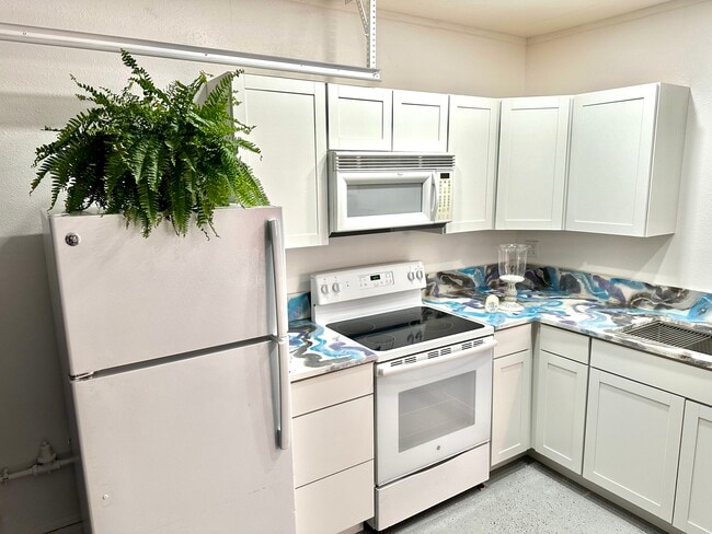 Photo - 7575 Tupelo Cv Unit A