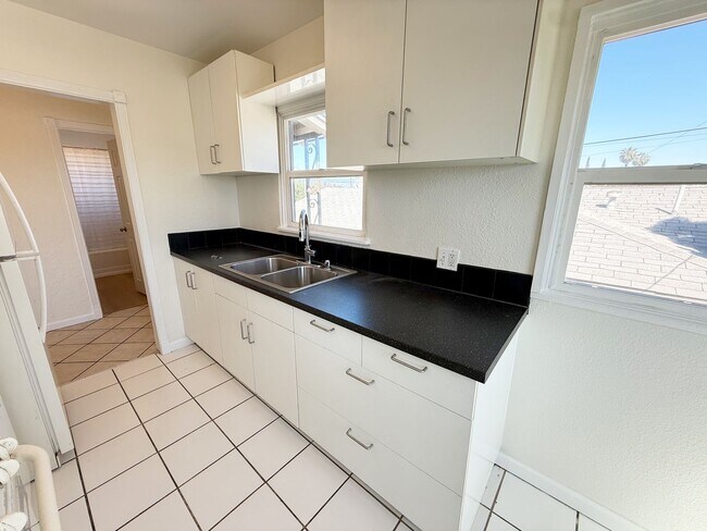 Photo - 1 Bed/1 Bath Upper Level Condo For Rent in Colina Del Sol!