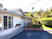 Photo - FOR RENT: Charming Single Level House, Pri...