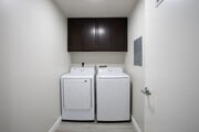 Photo - Hawthorne Regency Apartments