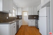 Photo - 6059 Packard St