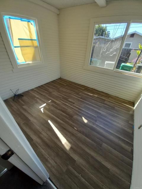 Photo - 4852 33rd St