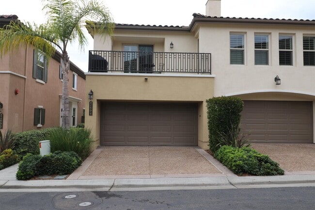 Building Photo - 2694 Bellezza Dr